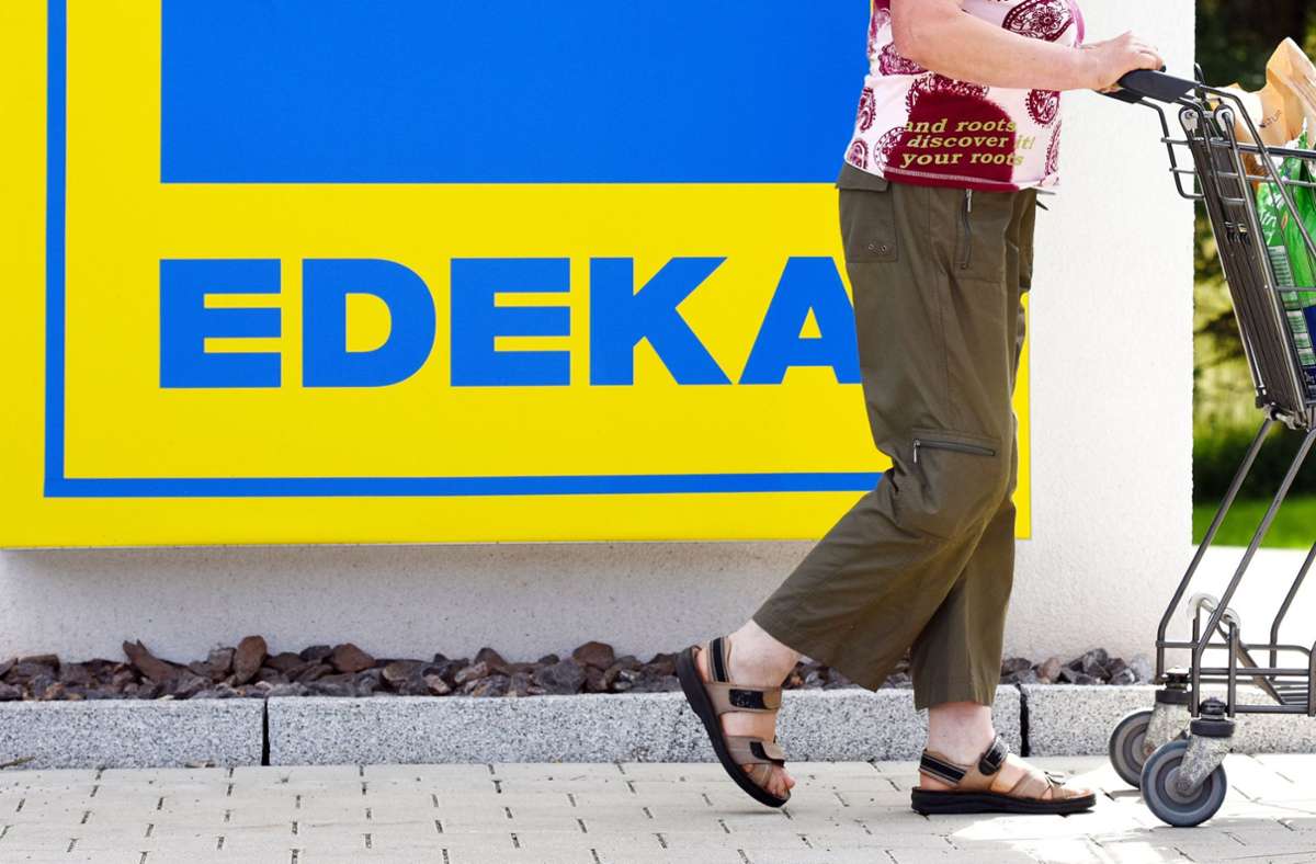 Der Supermarkt-Verbund Edeka zeigte sich erleichtert über Merkels Entscheidung. Foto: dpa/Patrick Seeger
