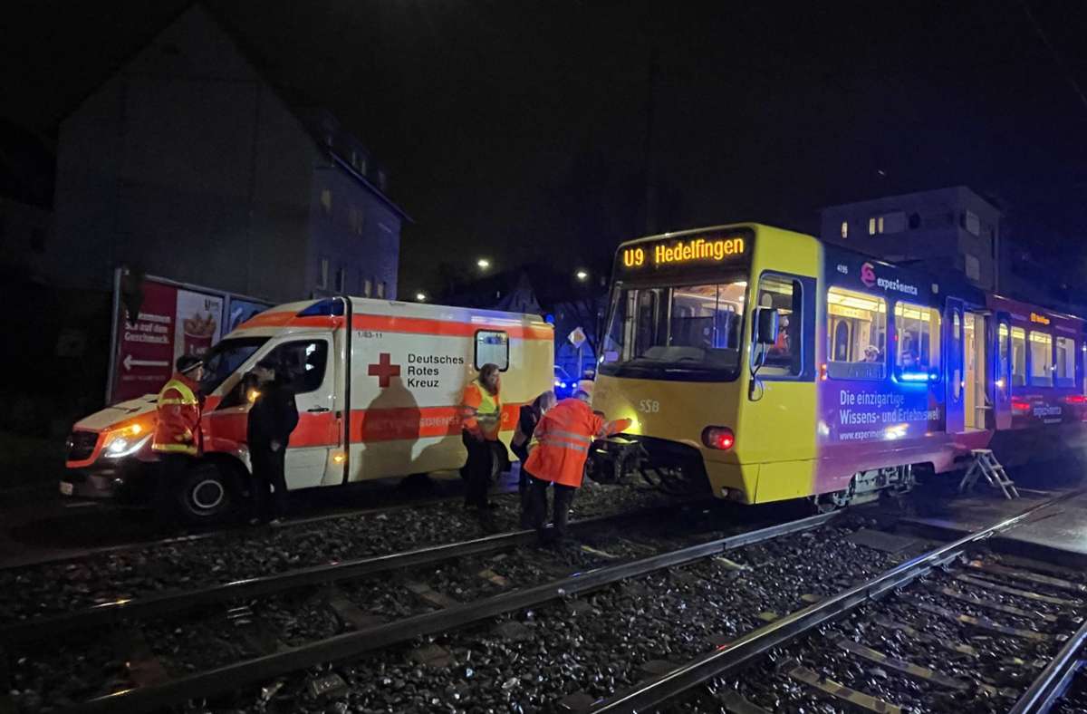 Ein Mann wurde bei dem Unfall mit der Stadtbahn schwer verletzt. Foto: 7aktuell.de/Andreas Werner/7aktuell.de | Andreas Werner