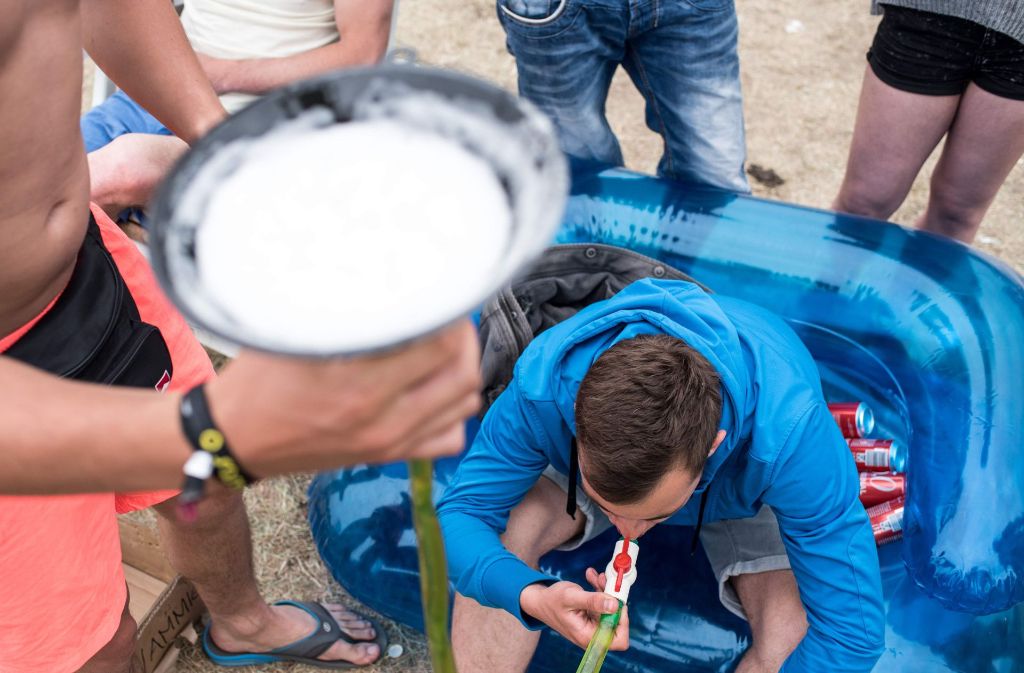 Alkoholvergiftung Bei Jugendlichen Komasaufen Entwickelt Sich