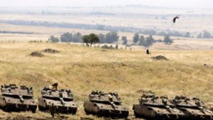 Israelische Panzer auf den Golan-Höhen nahe der syrischen Grenze Foto: AFP