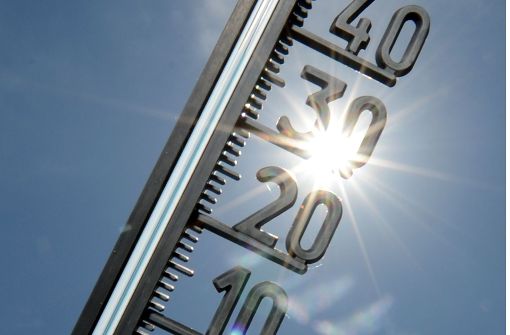 Das Thermometer soll laut DWD am Donnerstag auf mindestens 35 Grad klettern (Symbolbild). Foto: dpa