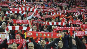 Der beste Chor der Welt: die Fans des FC Liverpool.  Foto: AP