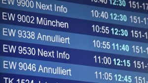 Viele Flüge am Flughafen Düsseldorf wurden wegen des Sturms Friederike annulliert. Foto: dpa