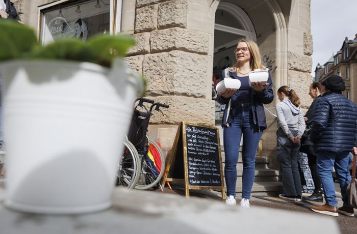 „Tarte & Törtchen“ in Stuttgart schließt: Stammkunden verabschieden sich von ihrer Kult-Pâtisserie