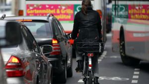 Höhere Pendlerpauschale für sauberen Weg zur Arbeit? In der Regierung gibt es Überlegungen, für Fahrten mit dem Fahrrad, dem Elektroauto oder dem ÖPNV eine höhere Steuerentlastung zu gewähren. Foto: dpa