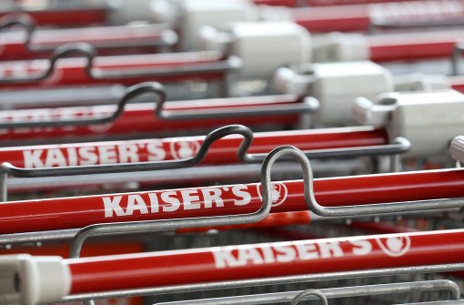 Am Donnerstagabend geht es in einem Krisengipfel um die angeschlagene Supermarktkette Kaiser’s Tengelmann. (Archivfoto) Foto: dpa