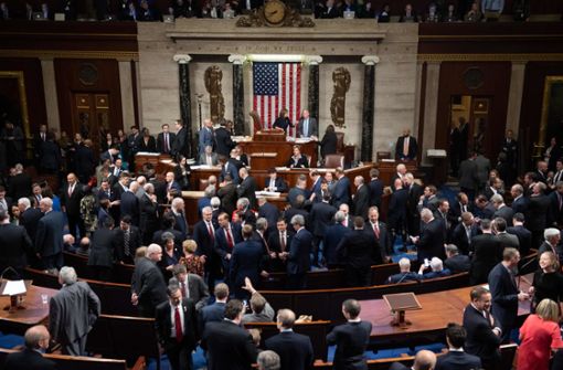 Donald Trump muss ein Impeachment-Verfahren im Senat über sich ergehen lassen. Foto: AFP/SAUL LOEB
