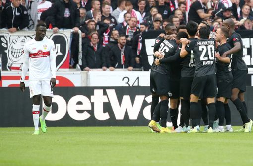 Auch im Hinspiel hatte der VfB beim 1:3 gegenüber Eintracht Frankfurt das Nachsehen. Foto: Baumann