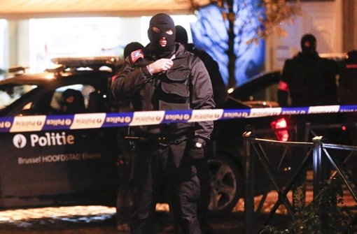 Polizeieinsatz im Brüsseler Viertel Molenbeek, das als Hort des Terrorismus gilt. Foto: EPA