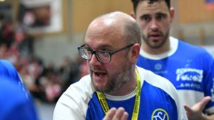 Fan der dänischen Handball-Nationalmannschaft: Schmidens Trainer Benjamin Koch Foto: Maximilian Hamm