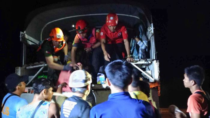 Elf Tote nach Erdrutsch auf den Philippinen