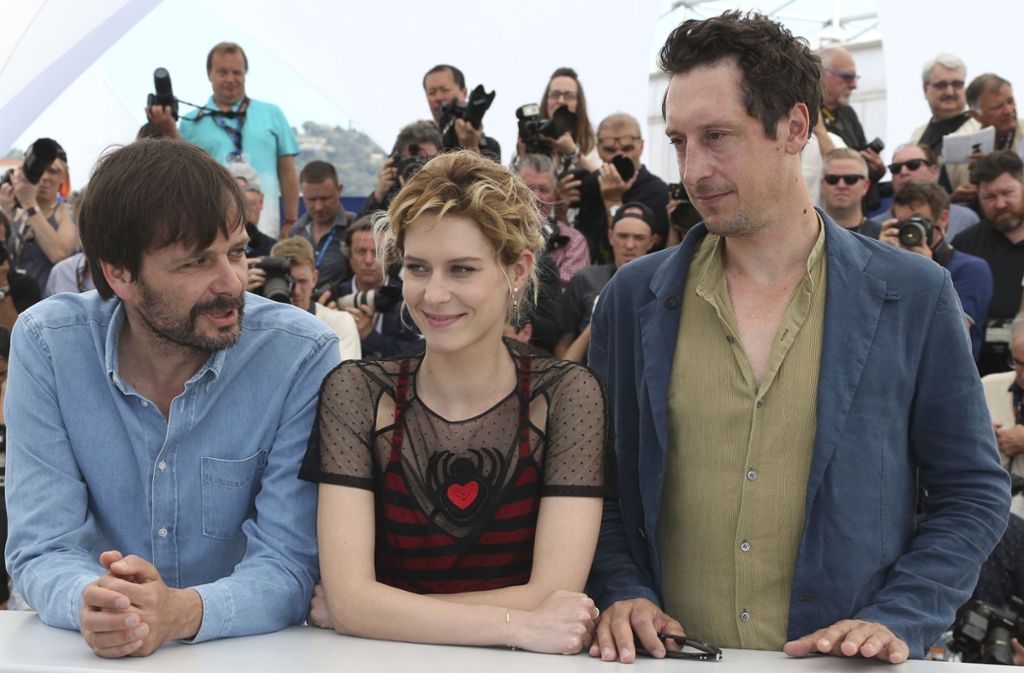 Regisseur Ulrich Köhler (von links) und die beiden Hauptdarsteller Elena Radonicich sowie Hans Löw.