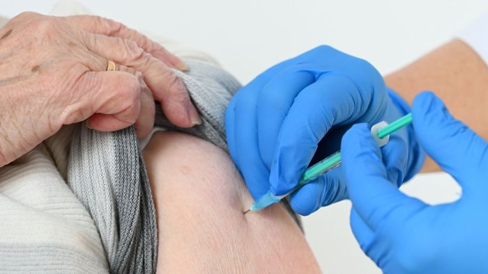 Hausärzteverband bittet, auf Aufforderung zum Impfen zu warten
