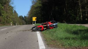 Mehrere Motorradfahrer schwer verletzt
