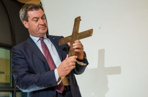 Markus Söder will, dass in Bayern Kreuze in staatlichen Dienstgebäuden hängen. Foto: dpa