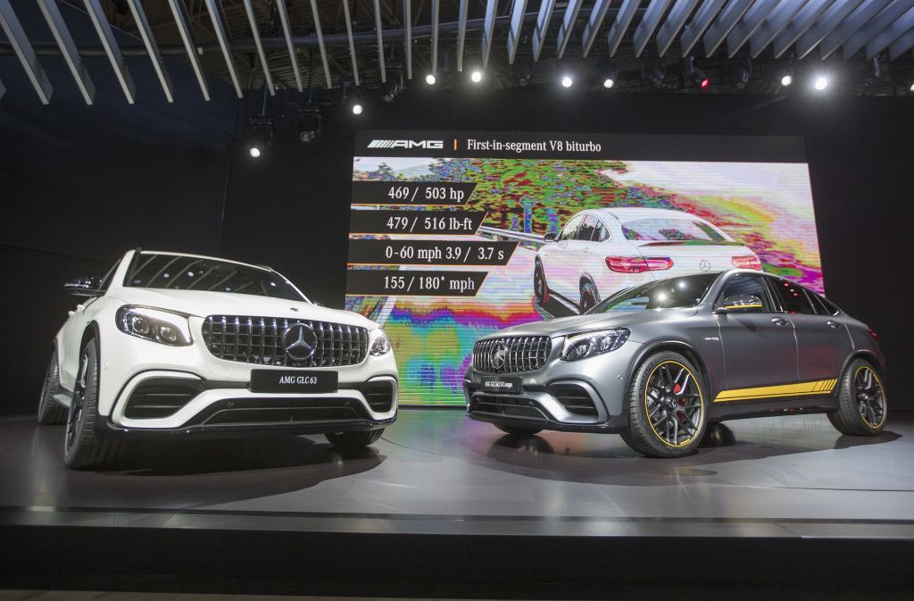 Die SUV aus Deutschland auf der New York Auto Show: Der Mercedes AMG GL63 (links) und der Mercedes AMG GL63 Coupe.