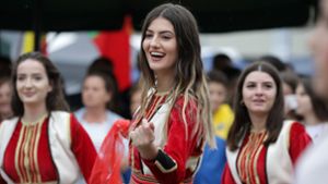 Stets eine wunderbare Stimmung gibt es bei den Darbietungen während der Fiesta International  auf dem Guntram-Palm-Platz  in Fellbach – hier der albanische Verein Foto: Sigerist  (Archiv)
