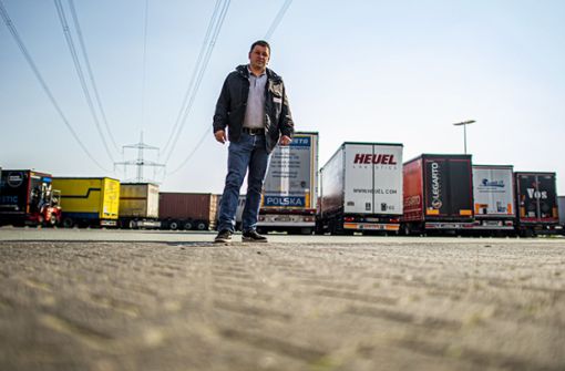Lastwagenfahrer Ronny Knoblauch sieht keine Wertschätzung für ihn und seine Kollegen. Foto: dpa/David Inderlied