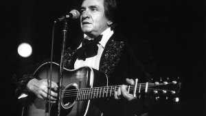 Country-Sänger Johnny Cash während eines Auftritts 1981 in Frankfurt. Foto: dpa