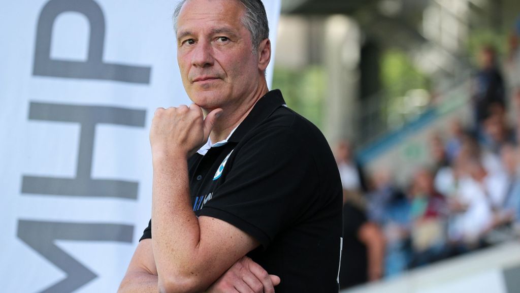 Lutz Siebrecht, Sportlicher Leiter der Stuttgarter Kickers: „Wir haben an Körpergröße, Robustheit und Stabilität gewonnen“