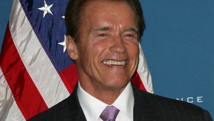 Arnold Schwarzenegger feiert Jahrestag