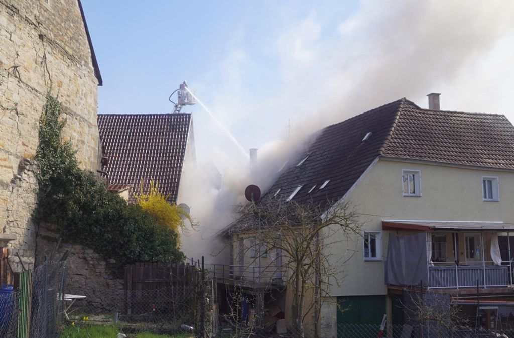 Die brennenden Häuser in der Straße „Vorstadt“ in Besigheim.