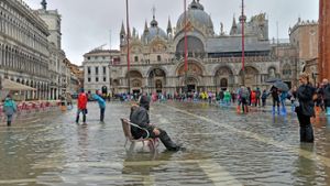 In Venedig ist Hochwasser keine Seltenheit. Jetzt werden zwei Deutsche vermisst. Foto: ANSA