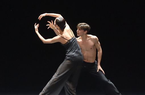 Szene aus Louis Stiens’ „Qi“ Foto: Stuttgarter Ballett