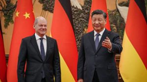 Chinas Präsident Xi Jinping empfängt Bundeskanzler Olaf Scholz im November 2022 in Peking. Foto: Kay Nietfeld/dpa Pool/dpa