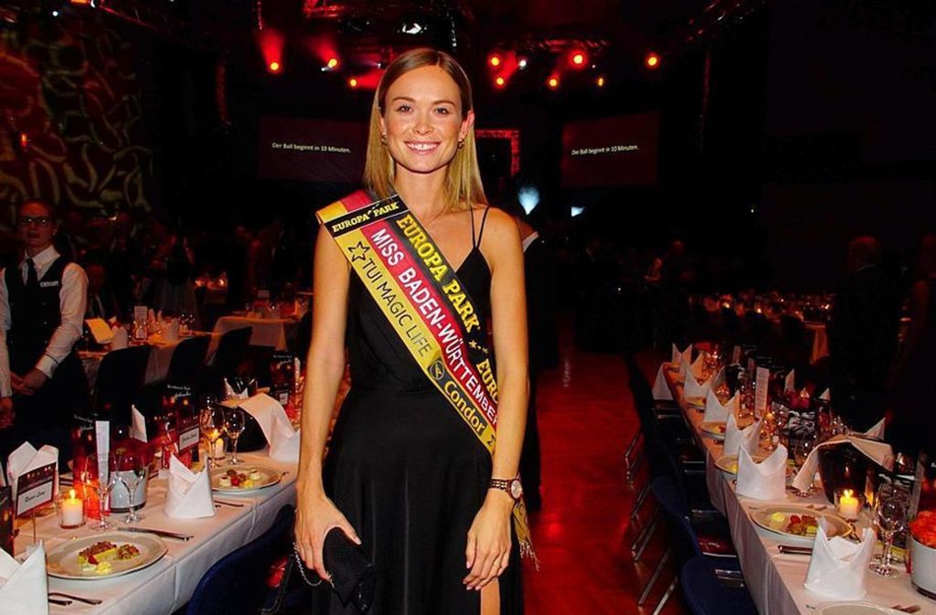 Seit ihrem Sieg bei der Miss-Baden-Württemberg-Wahl tritt sie immer wieder öffentlich auf, hier beim Landespresseball im November in der Liederhalle. Jetzt will sie Miss Germany werden.
