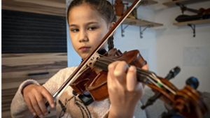 Neunjährige mit Geigen-Stipendium