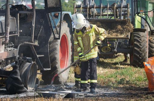 Die Fahrerkabine brannte nahezu vollständig aus. Foto: SDMG