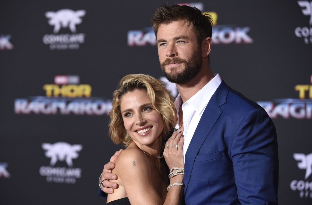 Chris Hemsworth spielt die namensgebende Hauptrolle in der Filmreihe „Thor“. Die Premiere des dritten Teils besuchte er zusammen mit Ehefrau Elsa Pataky.