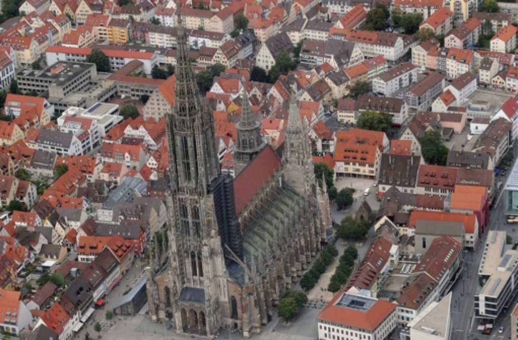 Das Ulmer Münster mit dem höchsten Kirchturm der Welt. Foto: dpa