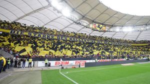 VfB-Fans mit imposanter Choreografie