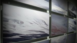 Eine Auswahl der Antarktis-Fotos sind noch bis zum 20. Februar  in der Galerie Neuer Kunstverlag ausgestellt. Foto: Gottfried Stoppel