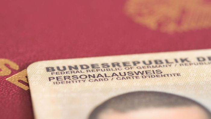 Wie lange darf ein Personalausweis abgelaufen sein?