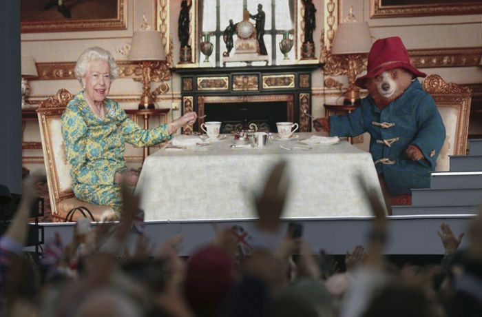 Bafta TV Awards: Clip mit der Queen und Paddington wird „denkwürdigster Fernsehmoment“