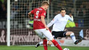 Simon Terodde hält den VfB momentan auf Aufstiegskurs. Foto: Pressefoto Baumann