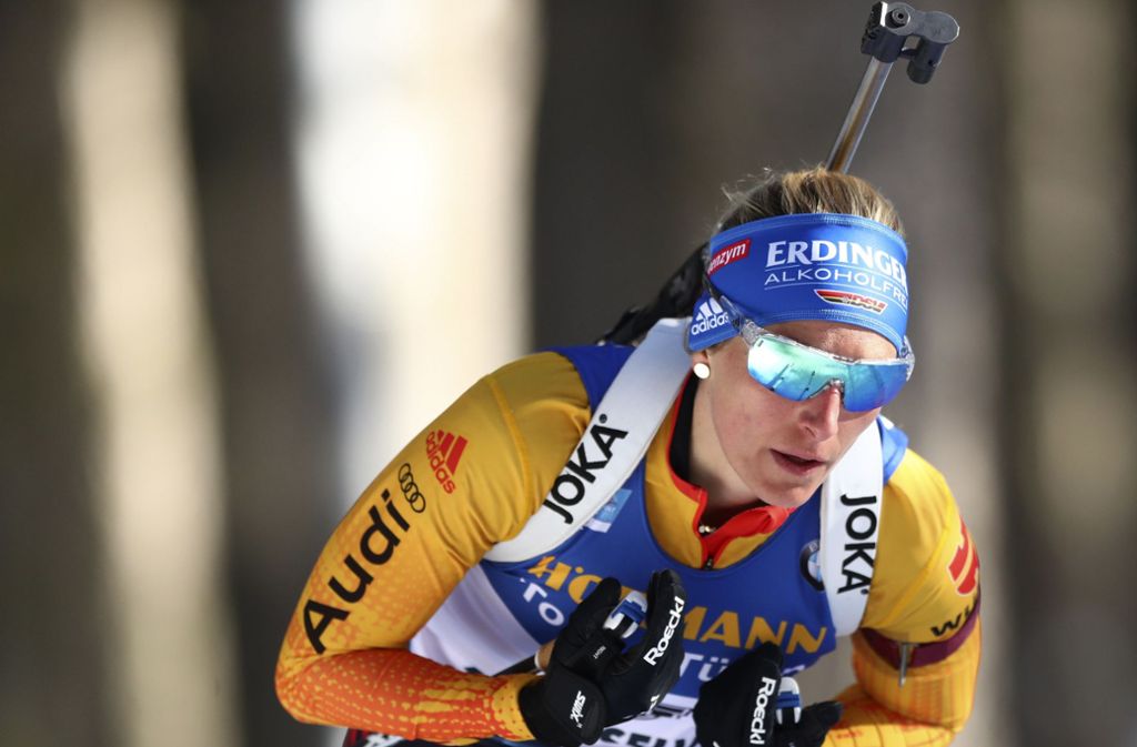 Vanessa Hinz sicherte sich am Dienstag bei der Biathlon-WM in Antholz Silber. (Archivbild) Foto: AP/Matthias Schrader
