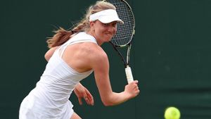Tennisspielerin Mona Barthel hat beim Grand-Slam-Turnier in Wimbledon den Einzug in die dritte Runde verpasst. Zuvor war die deutsche Tennisspielerin lange erkrankt. Foto: EPA