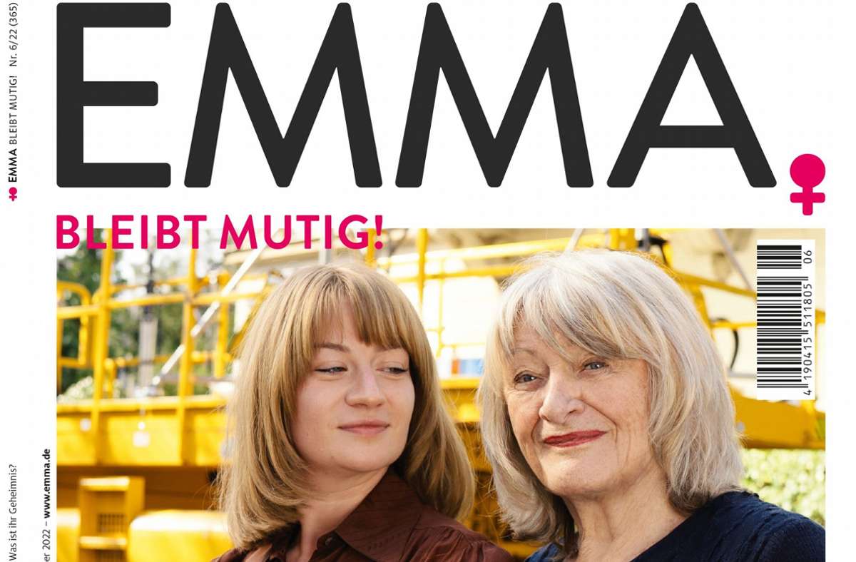 Der aktuelle Titel der „Emma“ würdigt die Gründerin Alice Schwarzer, die Nina Gummich in dem TV-Zweiteiler spielt. Foto: Emma