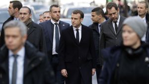 Macron knickt vor „Gelbwesten“ ein