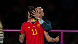 Übergriffiges Verhalten zum Trotz – Luis Rubiales  will nicht zurücktreten. Foto: IMAGO/Sports Press Photo/IMAGO/Noe Llamas / SPP