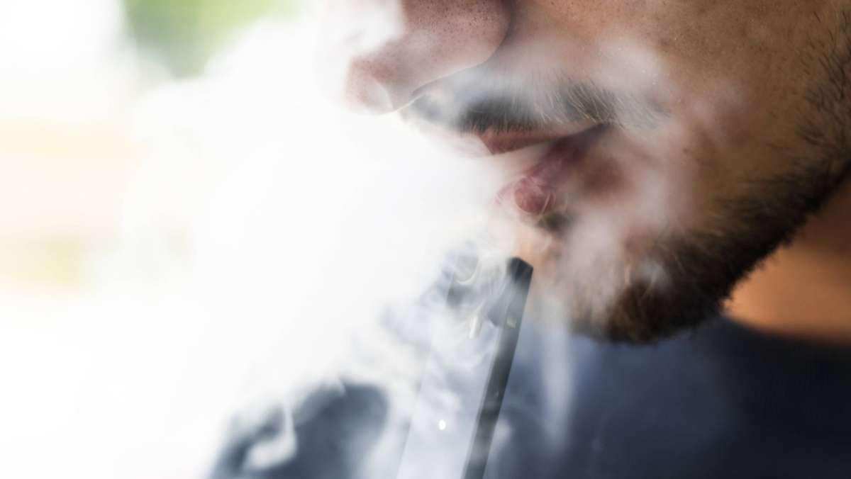 Forderung der Abfallbranche: Braucht es ein Verbot von Einweg-E-Zigaretten?