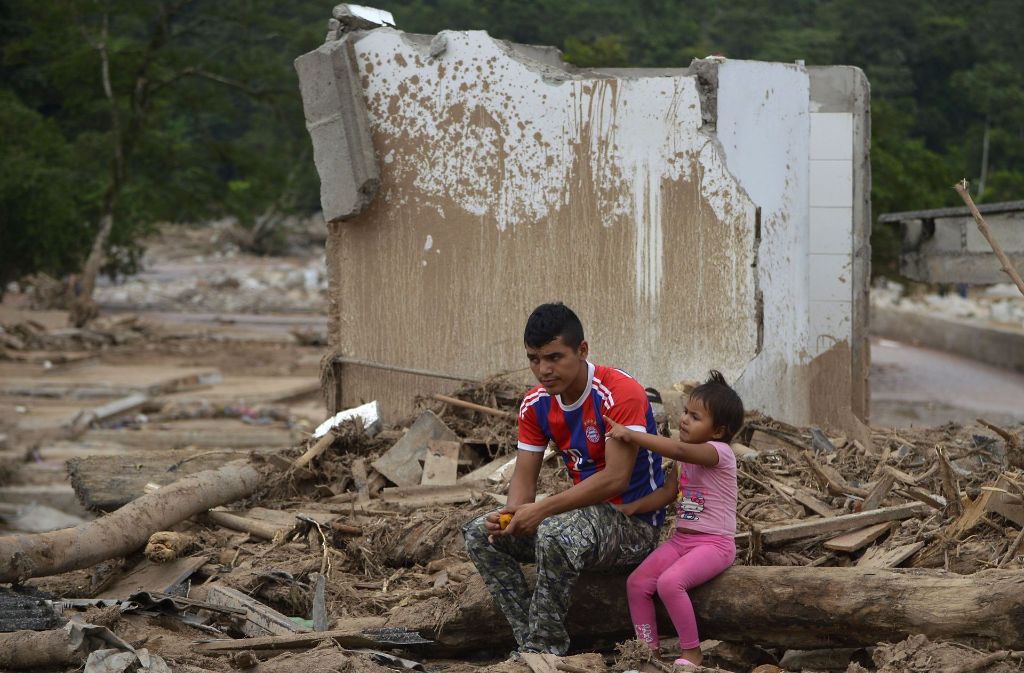 Nach der Schlammlawine in der südkolumbianischen Stadt Mocoa ist die Zahl der Opfer gestiegen.