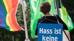 Die Landesregierung macht sich seit einigen Jahren gegen Hass und Hetze im Netz stark. Foto: dpa/Frank Rumpenhorst
