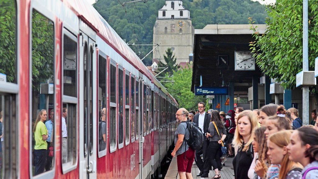 Gäubahn: Bahn sperrt Gleise Böblingen–Herrenberg