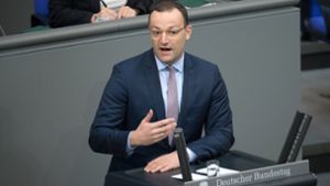 Jens Spahn (CDU) spricht bei den Haushaltsberatungen im Bundestag. Foto: dpa