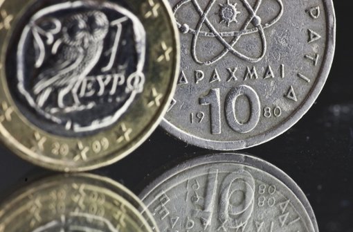 Griechenland hat sich entschieden - offene Hände, leer Taschen Foto: dpa